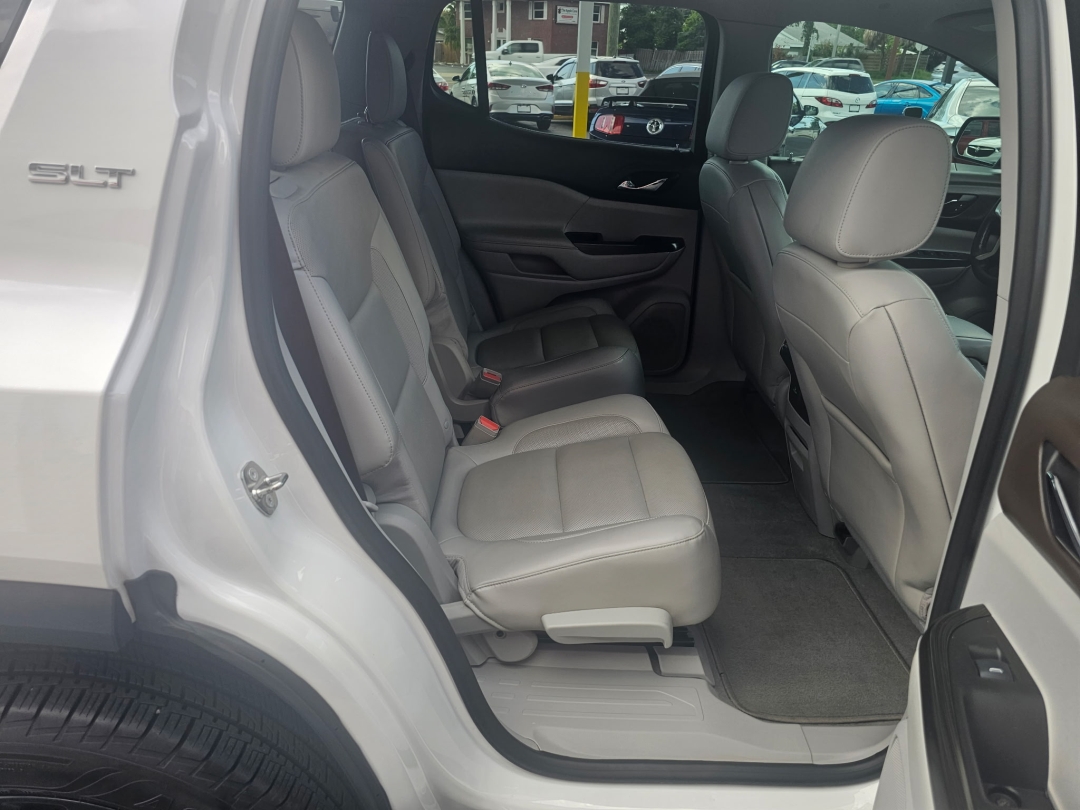 2017 GMC Acadia SLT-1 - Photo 12