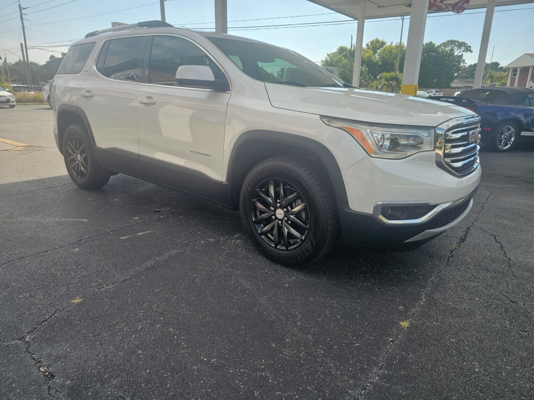 2017 GMC Acadia SLT-1 - Photo 7