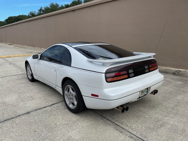 _2teru9  1995 Nissan 300ZX Twin Turbo 5-Speed VIN: JN1CZ24D4SX570687